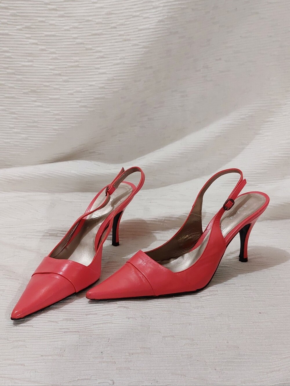 Women's Pointed Slingback Heels in Coral Pink Size 39